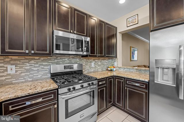 9 HURDLEFORD CT, Baltimore, MD 21209