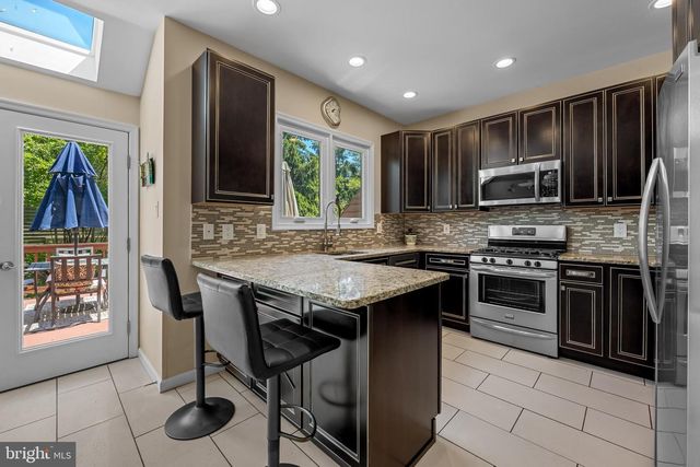 9 HURDLEFORD CT, Baltimore, MD 21209
