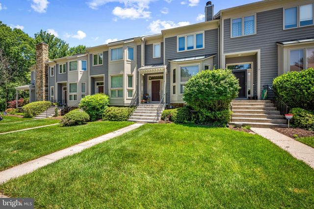 9 HURDLEFORD CT, Baltimore, MD 21209