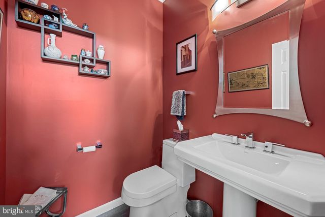 9 HURDLEFORD CT, Baltimore, MD 21209