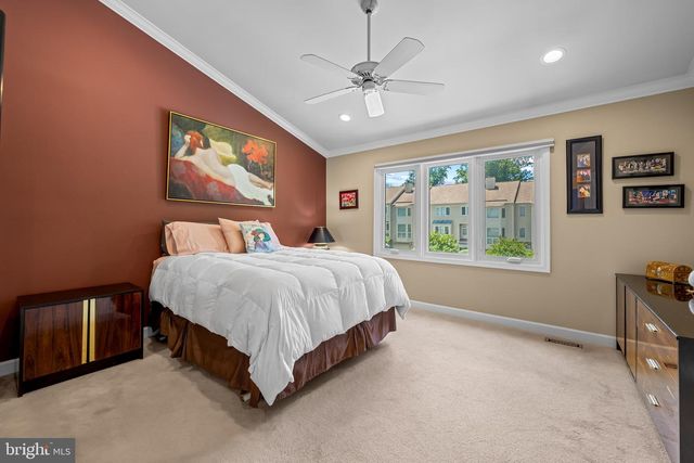 9 HURDLEFORD CT, Baltimore, MD 21209
