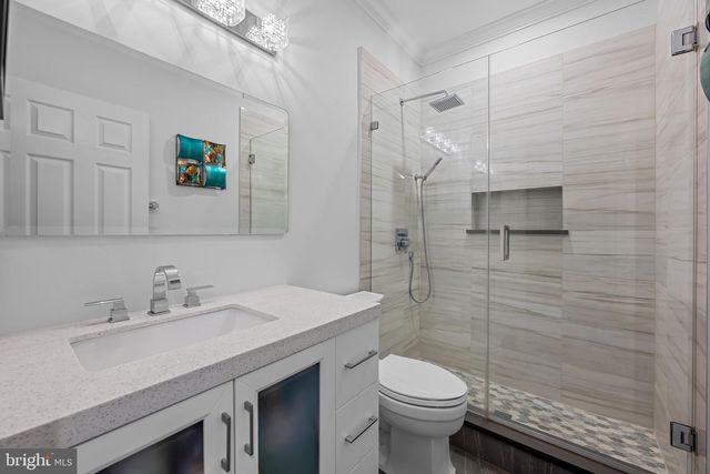 9 HURDLEFORD CT, Baltimore, MD 21209
