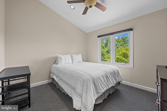 9 HURDLEFORD CT, Baltimore, MD 21209