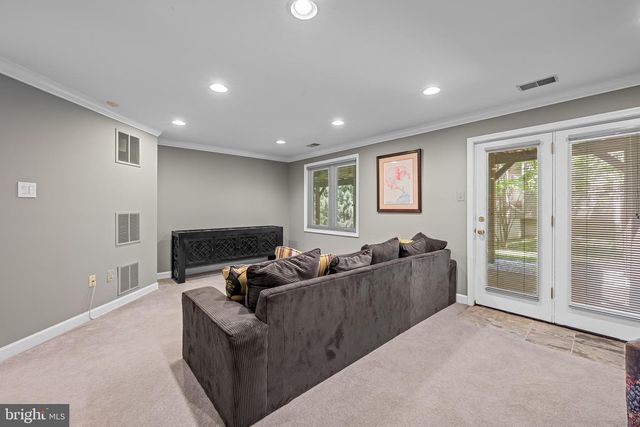 9 HURDLEFORD CT, Baltimore, MD 21209