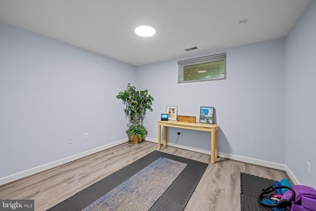 9 HURDLEFORD CT, Baltimore, MD 21209