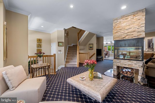 9 HURDLEFORD CT, Baltimore, MD 21209