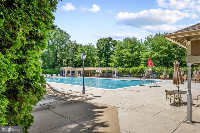 9 HURDLEFORD CT, Baltimore, MD 21209
