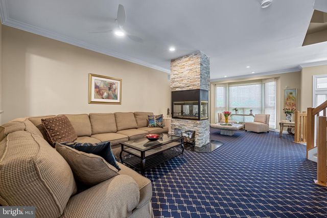 9 HURDLEFORD CT, Baltimore, MD 21209