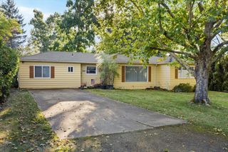 341 Ardmore Avenue, Medford, OR 97504