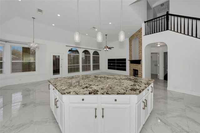 9872 Bradford Grove Drive, Frisco, TX 75035