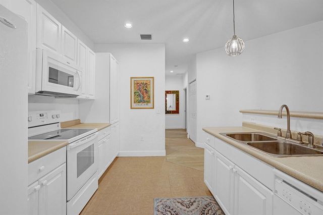 1863 Sandhill Crane Drive B2, Fort Pierce, FL 34982