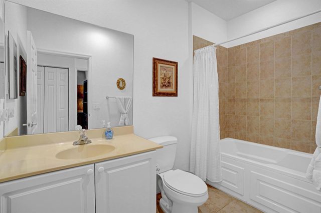 1863 Sandhill Crane Drive B2, Fort Pierce, FL 34982