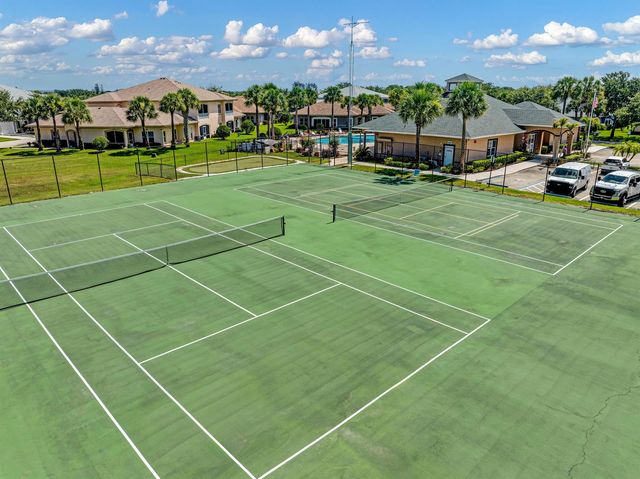 1863 Sandhill Crane Drive B2, Fort Pierce, FL 34982
