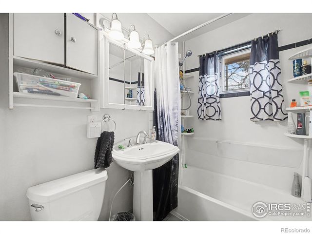 2629 21st Ave Ct, Greeley, CO 80631