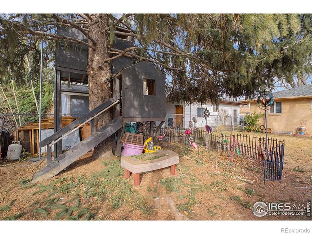 2629 21st Ave Ct, Greeley, CO 80631