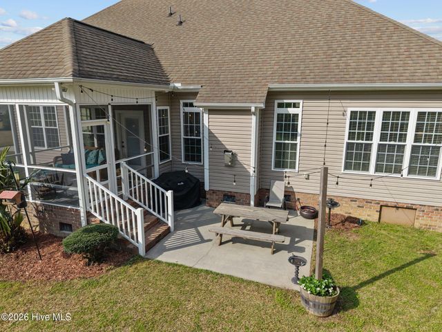 2556 Lance Drive, Greenville, NC 27858