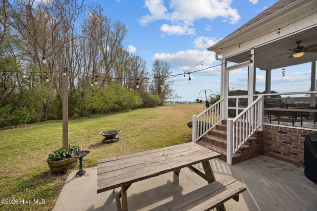 2556 Lance Drive, Greenville, NC 27858