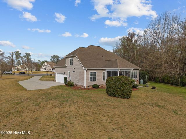 2556 Lance Drive, Greenville, NC 27858