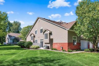 3654 Vermilion Court N 1307, Eagan, MN 55122