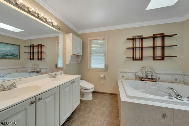 72 Mountain Ave, Warren Twp., NJ 07059