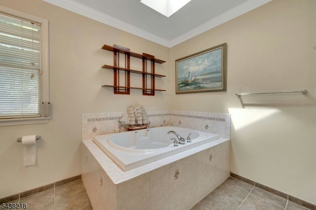 72 Mountain Ave, Warren Twp., NJ 07059