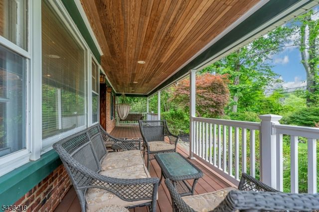 72 Mountain Ave, Warren Twp., NJ 07059