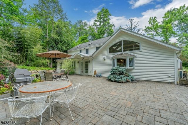 72 Mountain Ave, Warren Twp., NJ 07059