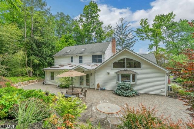 72 Mountain Ave, Warren Twp., NJ 07059