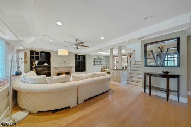 72 Mountain Ave, Warren Twp., NJ 07059