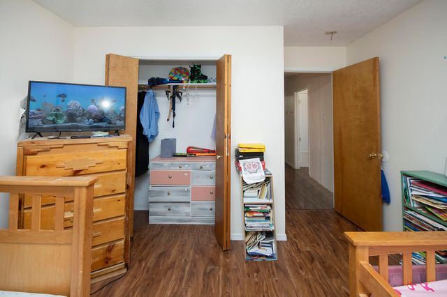 5911 Lucca Avenue SW, Albuquerque, NM 87121