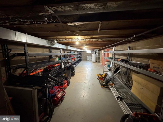 1040 INDIANA, Trenton, NJ 08638