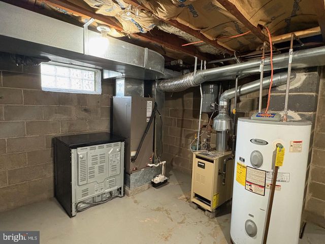 1040 INDIANA, Trenton, NJ 08638