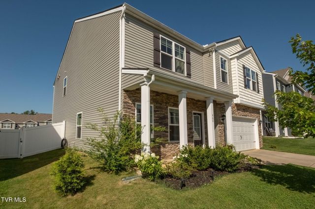 464 Brinkleys Way, Johnson City, TN 37615