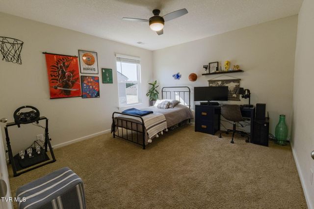 464 Brinkleys Way, Johnson City, TN 37615