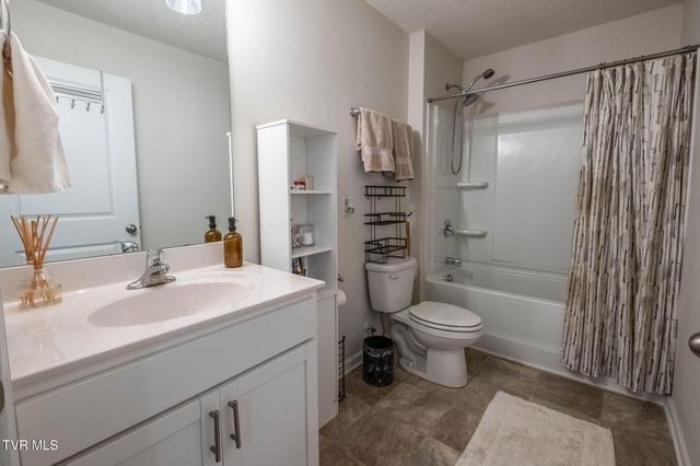 464 Brinkleys Way, Johnson City, TN 37615