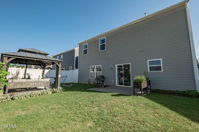 464 Brinkleys Way, Johnson City, TN 37615