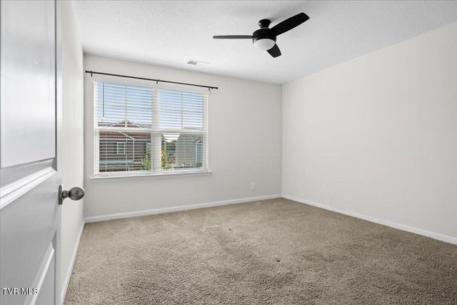 464 Brinkleys Way, Johnson City, TN 37615