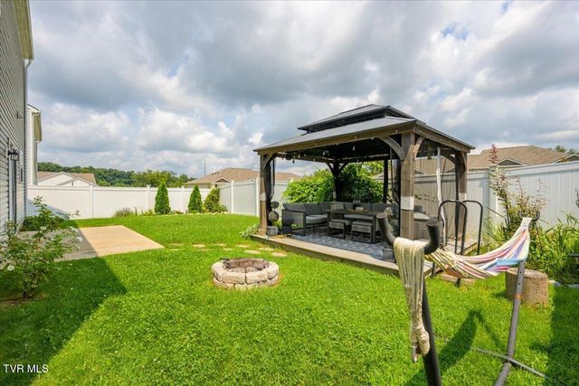 464 Brinkleys Way, Johnson City, TN 37615