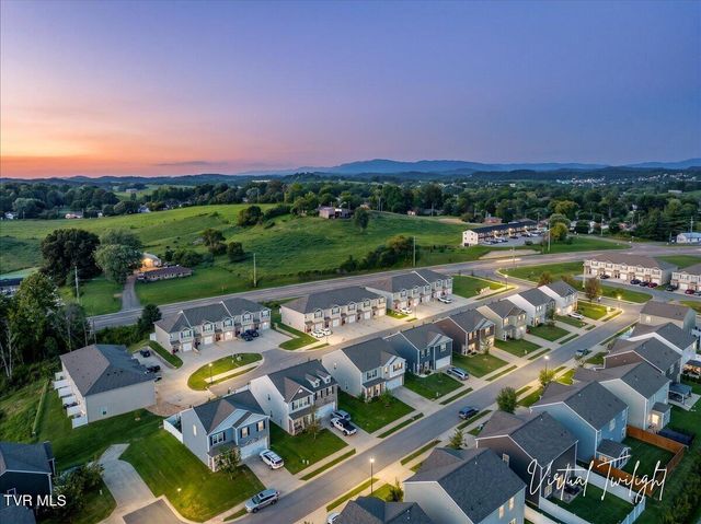 464 Brinkleys Way, Johnson City, TN 37615