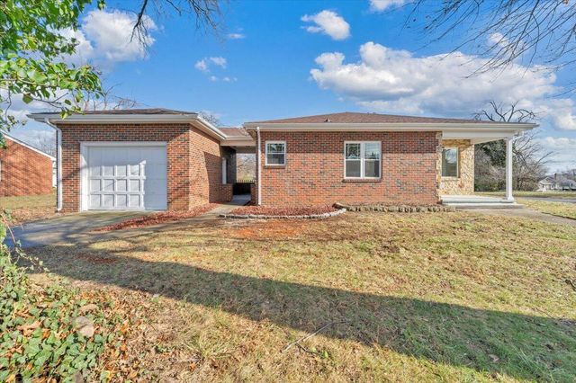 N 202 Bruffey ST, Salem, VA 24153