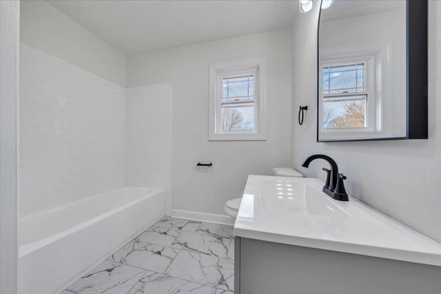 N 202 Bruffey ST, Salem, VA 24153