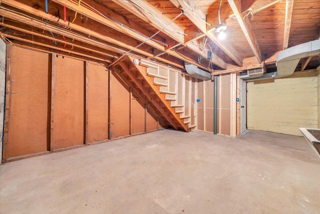 N 202 Bruffey ST, Salem, VA 24153