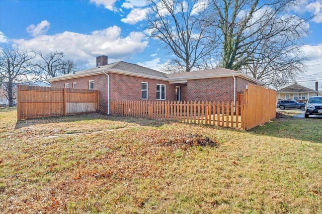 N 202 Bruffey ST, Salem, VA 24153