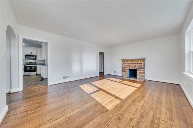 N 202 Bruffey ST, Salem, VA 24153