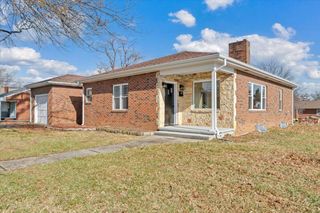 N 202 Bruffey ST, Salem, VA 24153