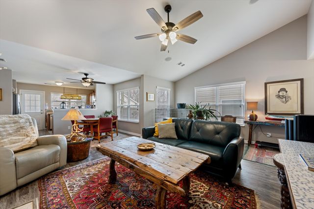 2134 Erin Ln, Mount Juliet, TN 37122