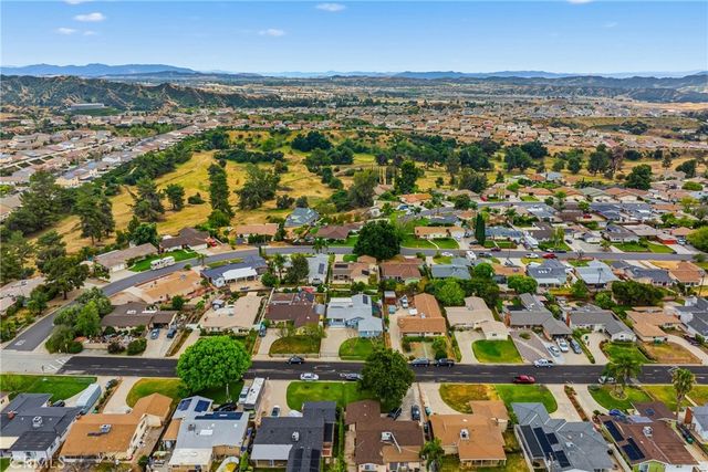 147 Myrtlewood, Calimesa, CA 92320