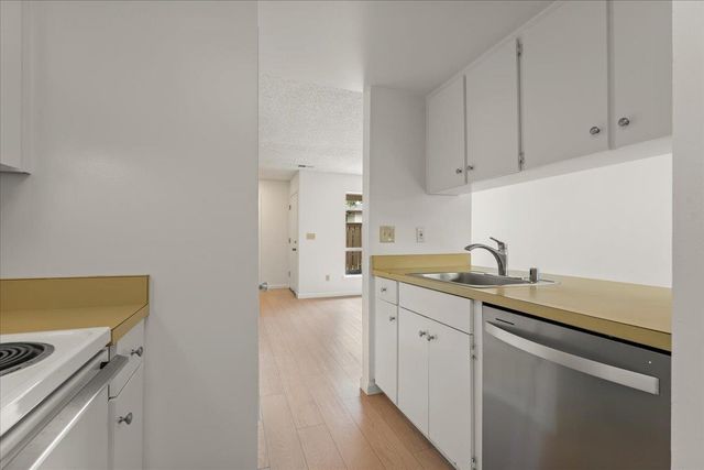 156 Castillion Terrace, Santa Cruz, CA 95060