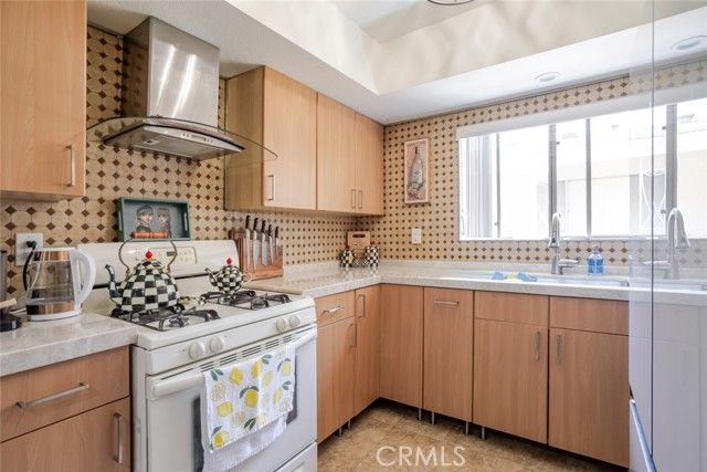 331 N Isabel Street 4, Glendale, CA 91206