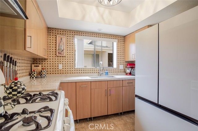 331 N Isabel Street 4, Glendale, CA 91206